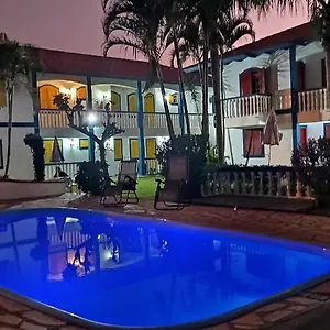 https://condominio-colonial-apartamentos-150m-da-praia.santa-catarina-brasil.com
